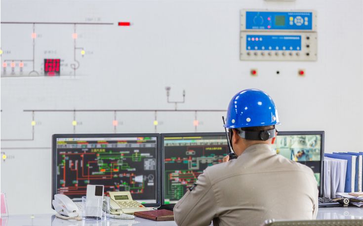 نرم‌افزارهای مورد نیاز مهندسین برق