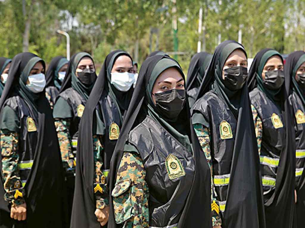  استخدام نیروی انتظامی بانوان